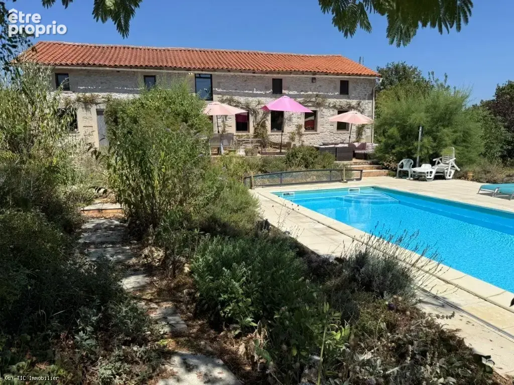 Maison de Campagne Au Calme Avec 4 Chambres et Piscine - photo 3