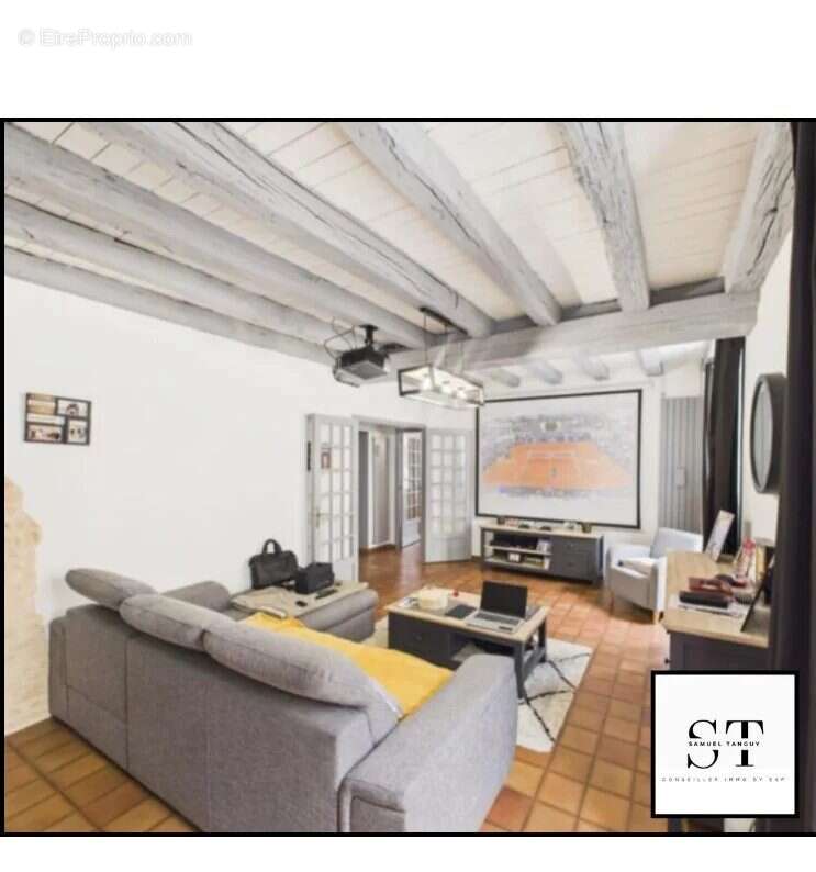 Appartement à FONTENAY-LE-COMTE