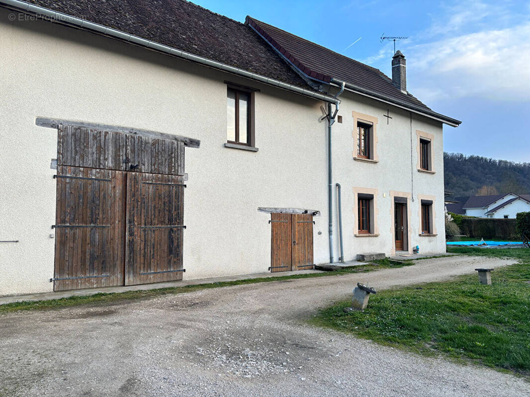 Maison à CHAMPAGNEUX