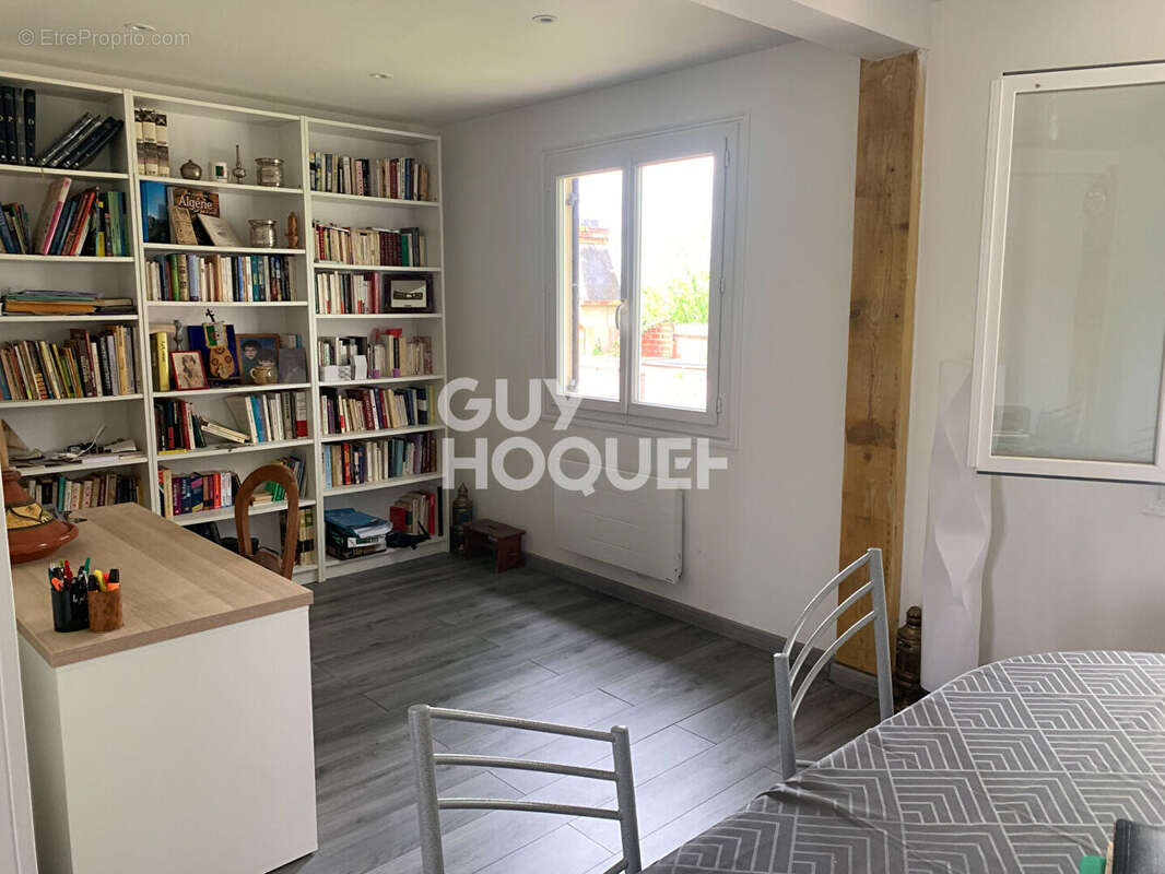 Maison à MILLY-LA-FORET