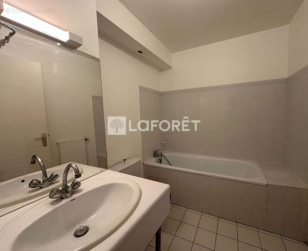 Appartement à ETIOLLES