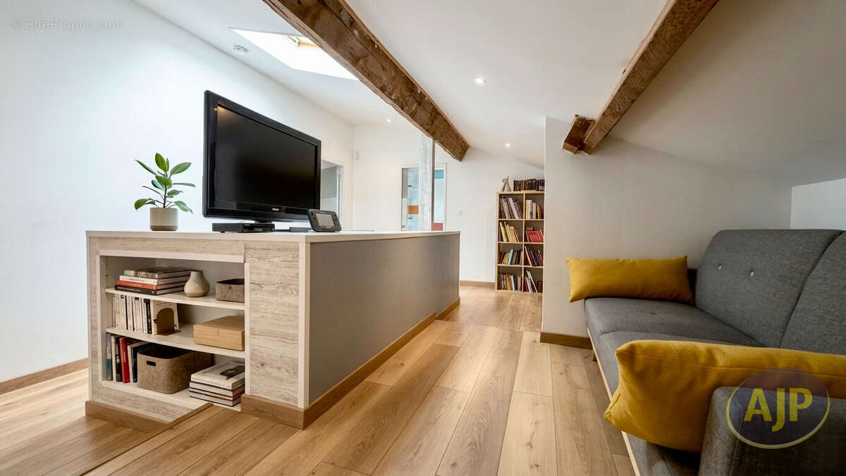 Maison pierre, 5 chambres et 1 bureau, Cussac le vieux ! - photo 14
