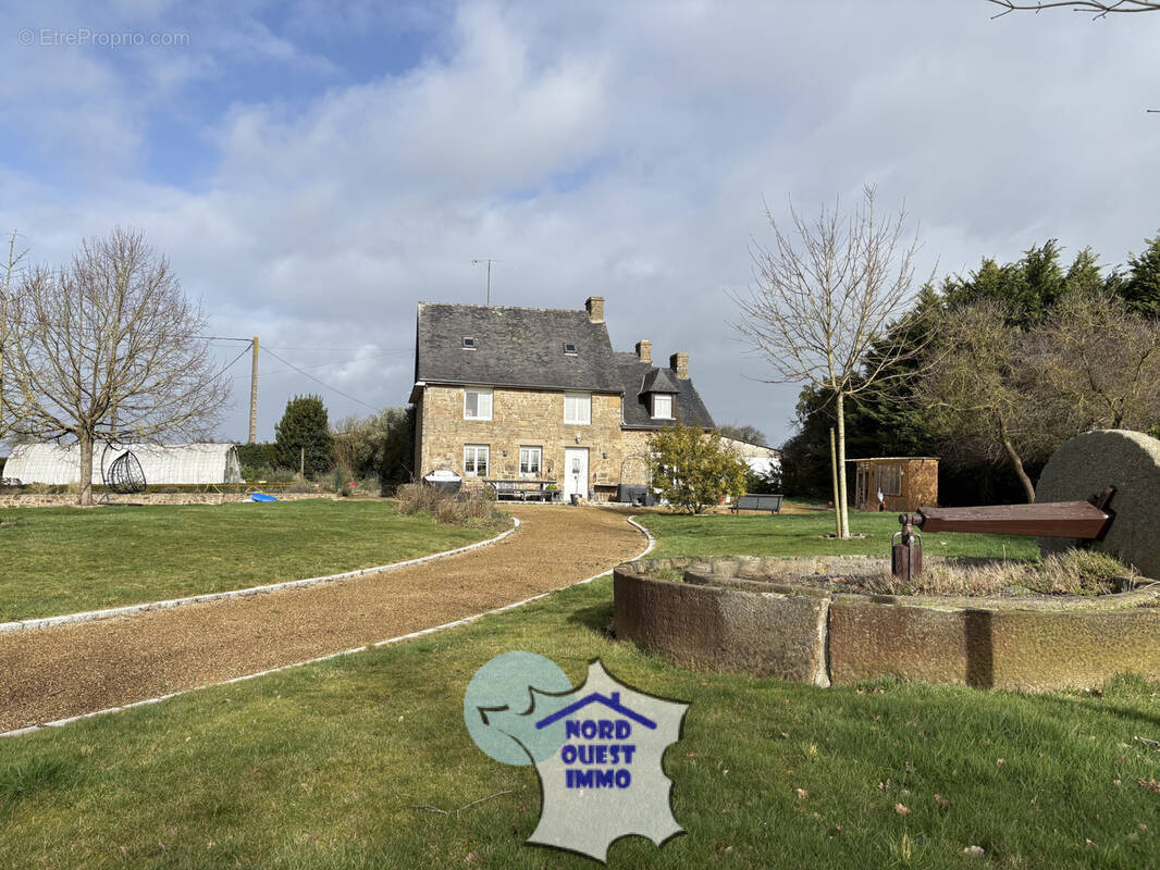 Maison à GORRON