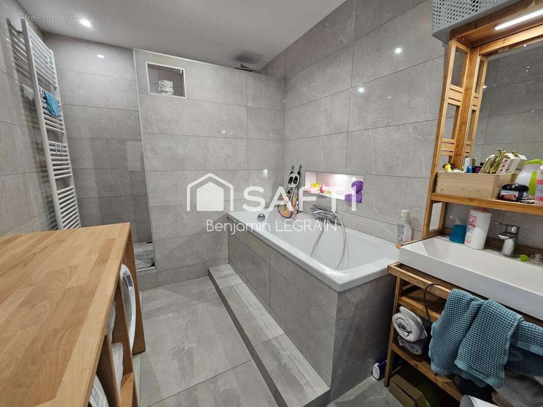 Maison 127 m² à Douchy-Les-Mines  - photo 3