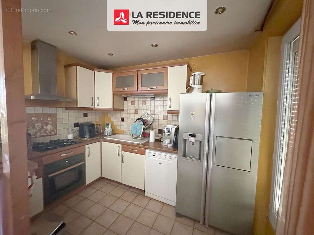 Maison 68 m² à Stains  - photo 5