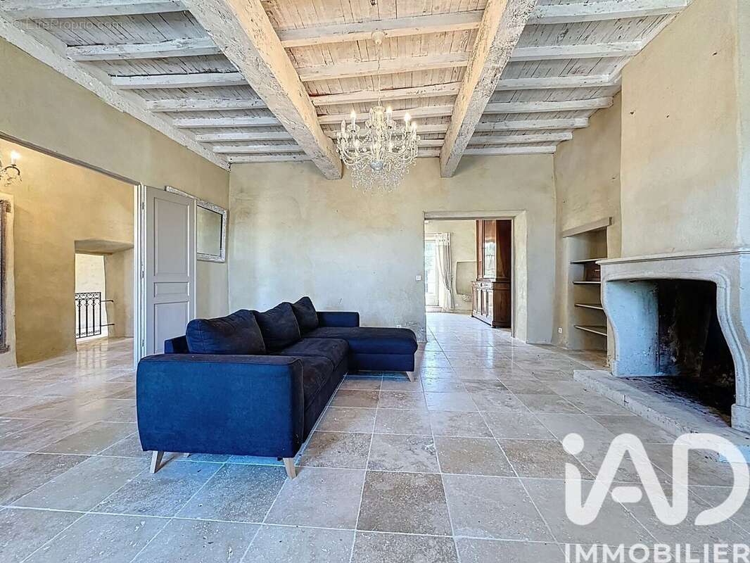 Maison 410 m² à Montferrand  - photo 8