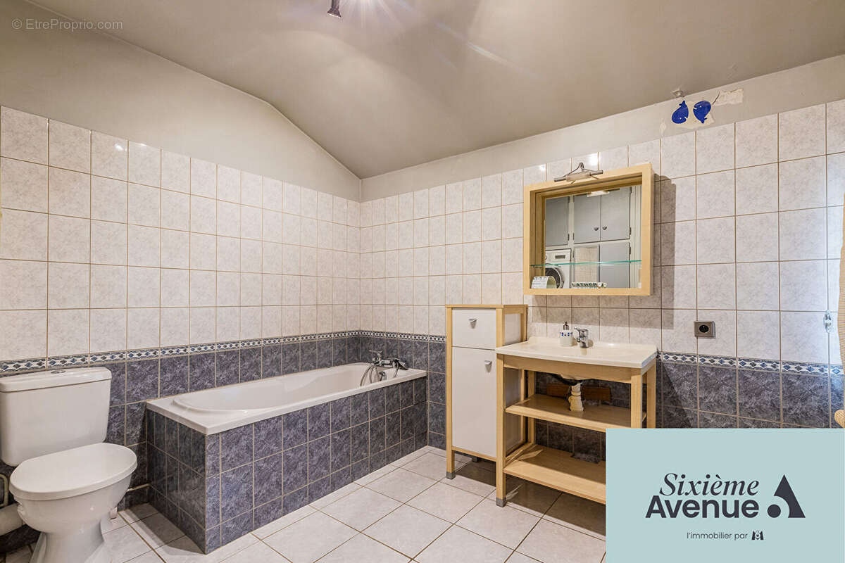 Maison à SAVIGNY-SUR-ORGE