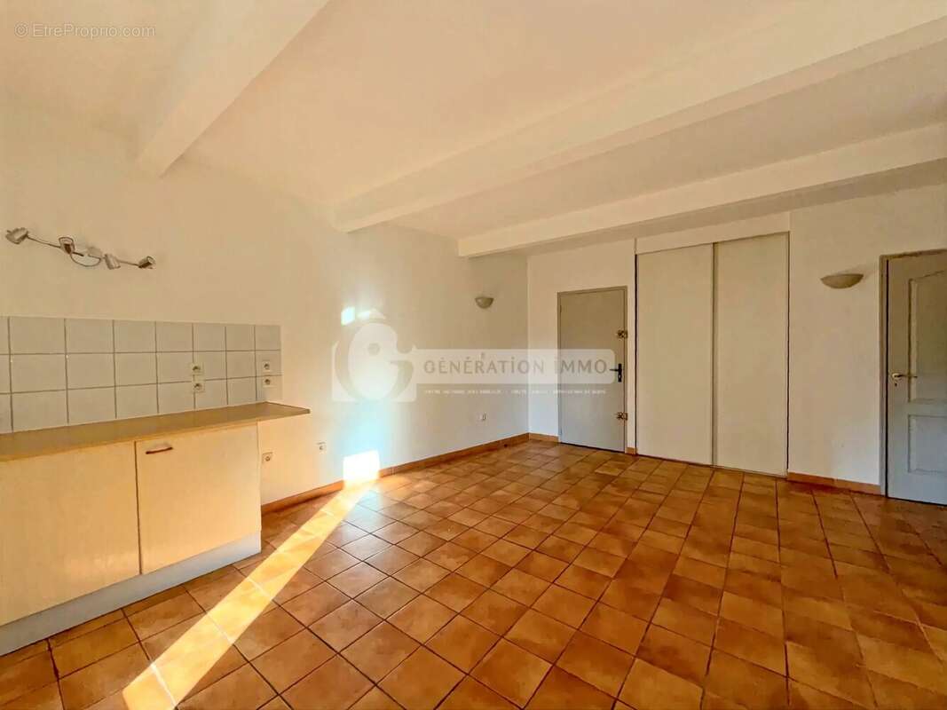Appartement à BEAUCAIRE
