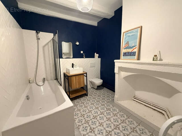 Clermont Ferrand ballainvilliers, T2 bis de 56.23,m2 , loué en airbnb, rapport de 10% actuel, vendu vide de lo - photo 7