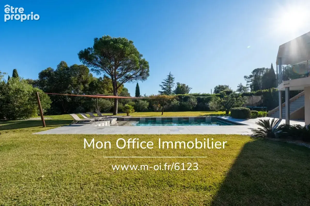 Référence : 6123-NGU. - Maison 6 pièces - 240m2 - 4 chambres - Vue MER - Piscine - Garage - photo 21