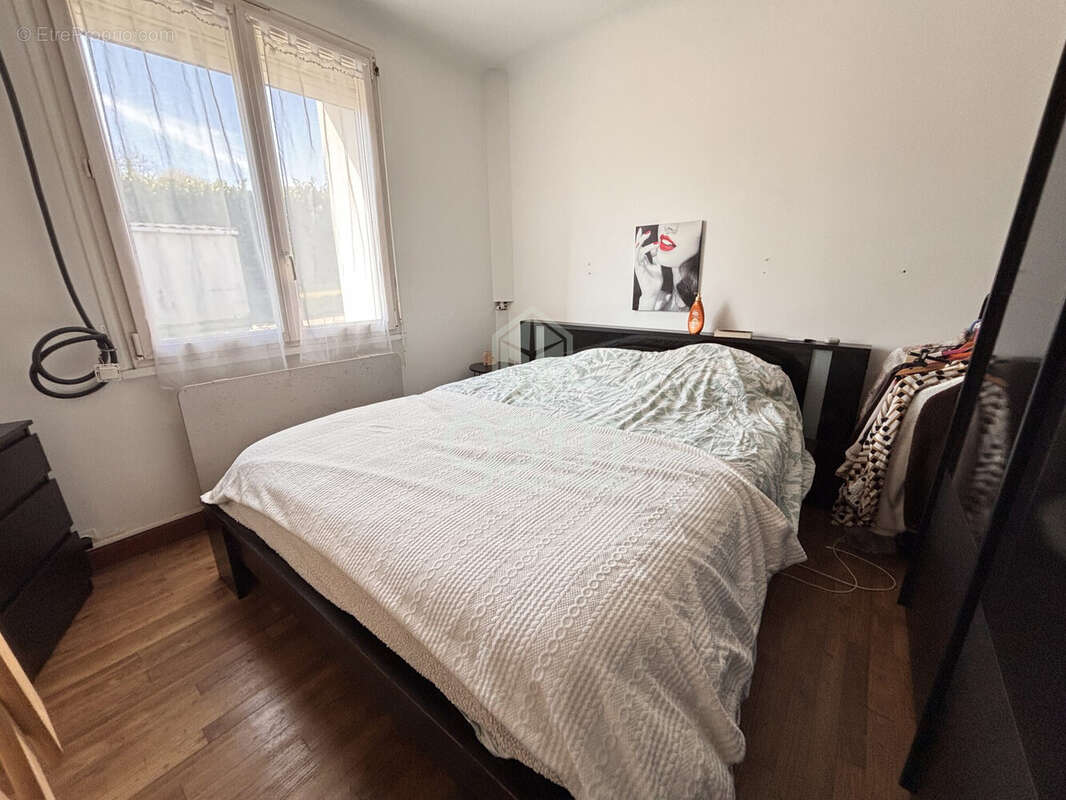 Maison à SAINTE-MAURE-DE-TOURAINE