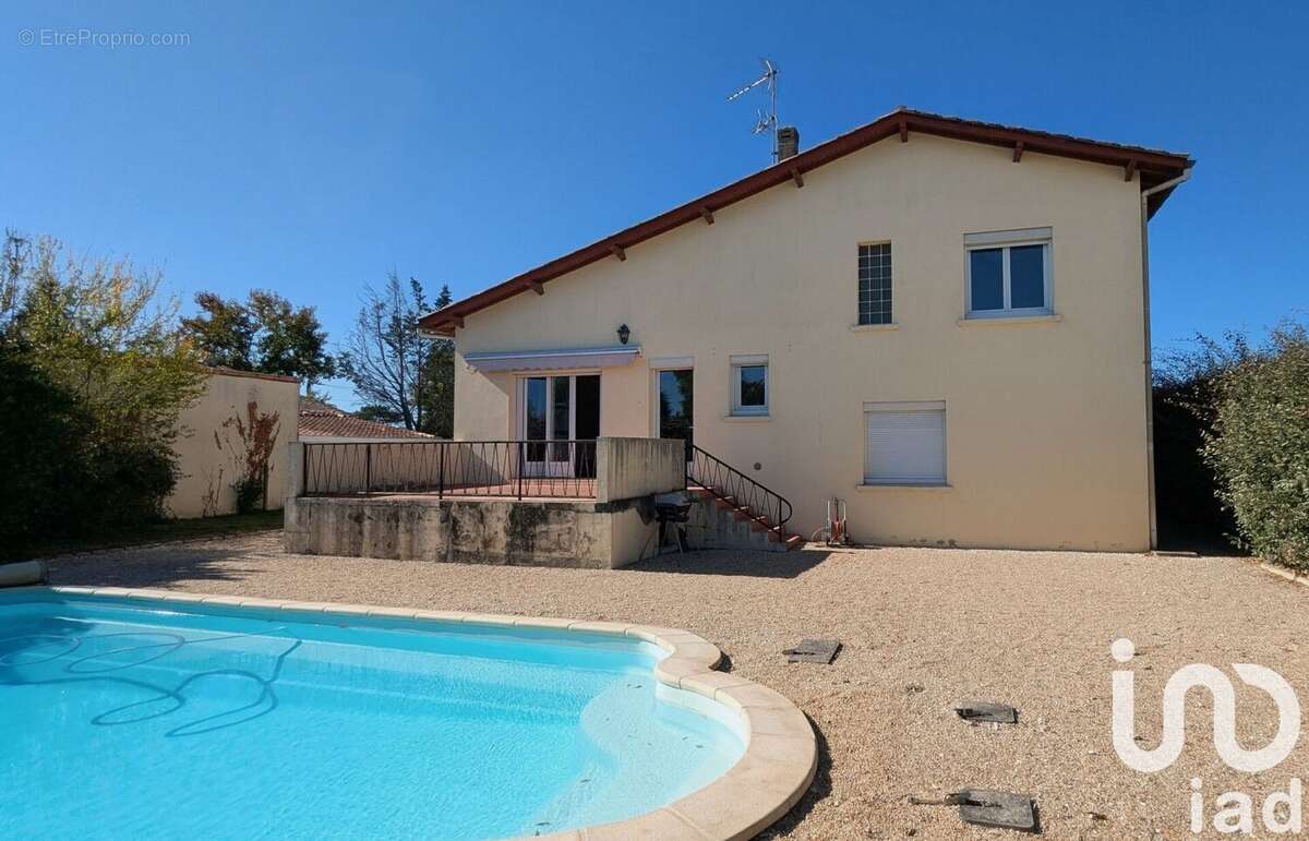 Photo 6 - Maison à LES BILLAUX