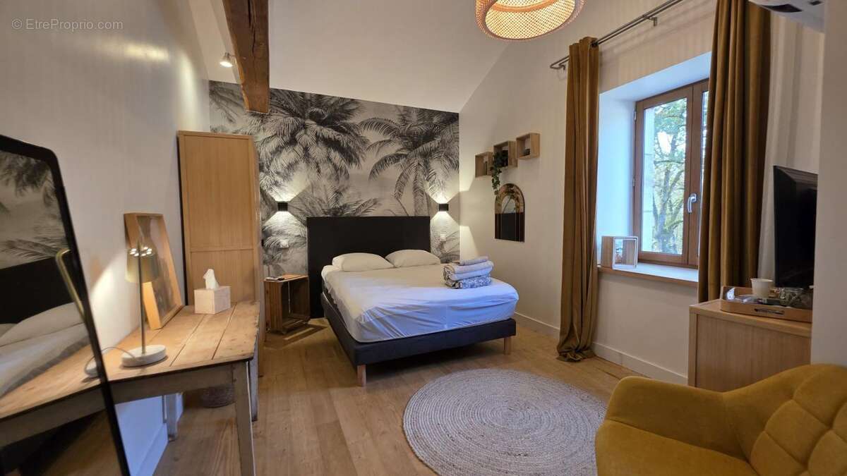 Maison à SAINT-ANTONIN-NOBLE-VAL