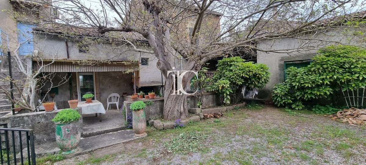 Maison à BANNE