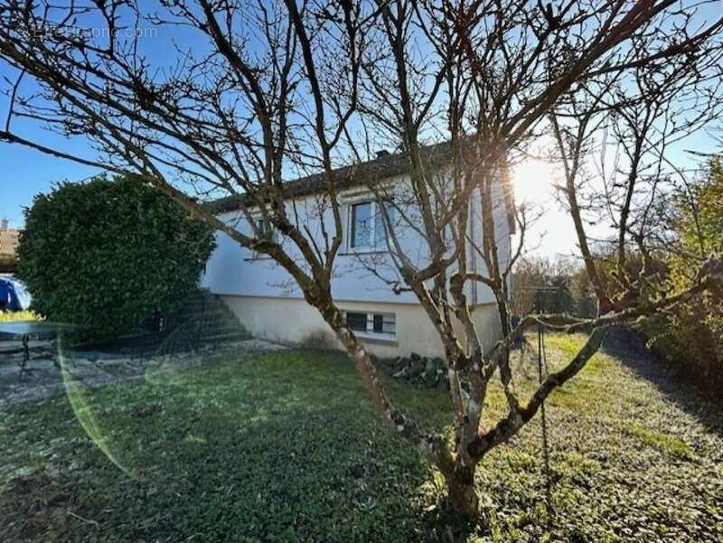 Maison à BELLENEUVE