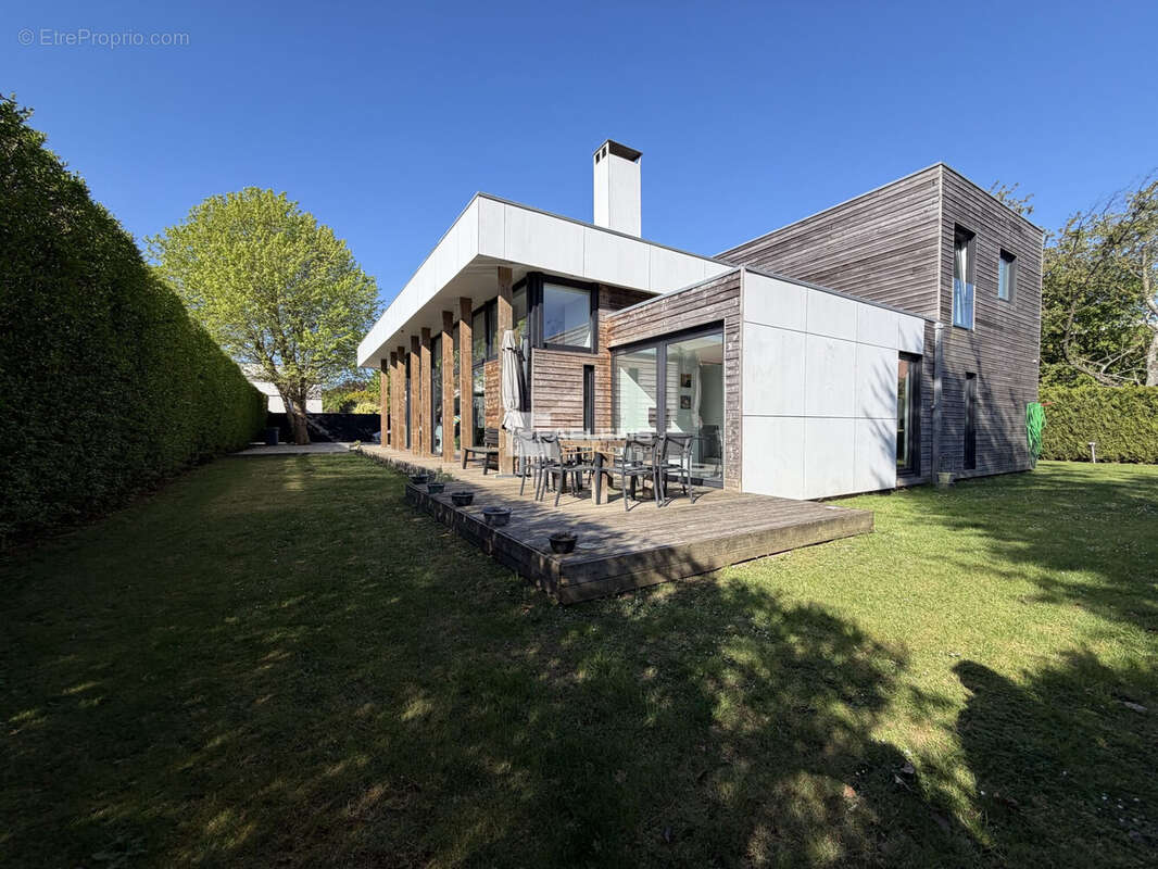 Maison à FACHES-THUMESNIL