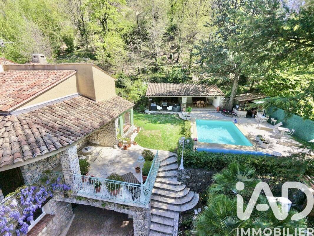Photo 1 - Maison à TOURRETTE-LEVENS