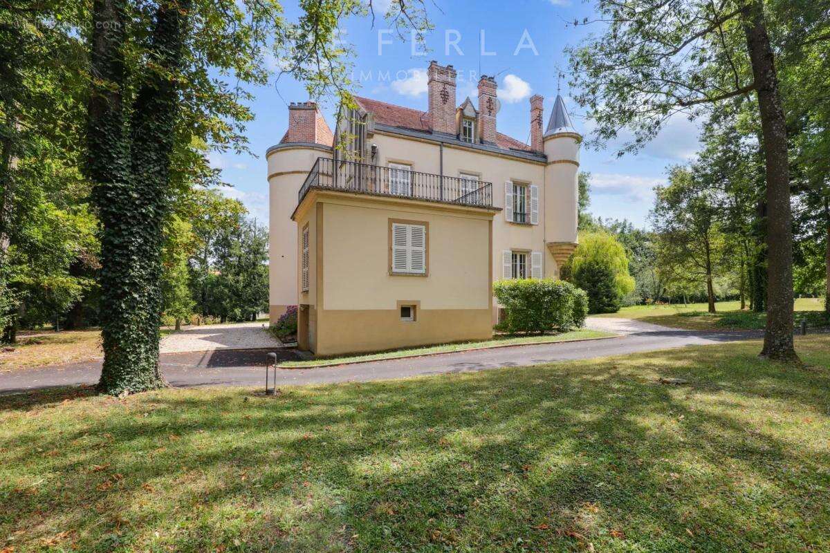 Maison à SAINT-JULIEN-DE-COPPEL