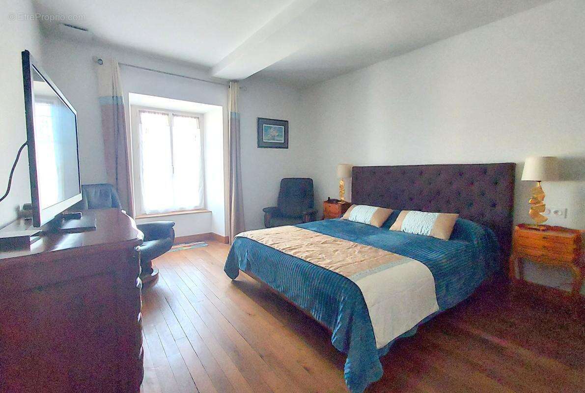 Propriété de caractère - 186m² - 4 chambres - 10' de Mayenne - photo 13