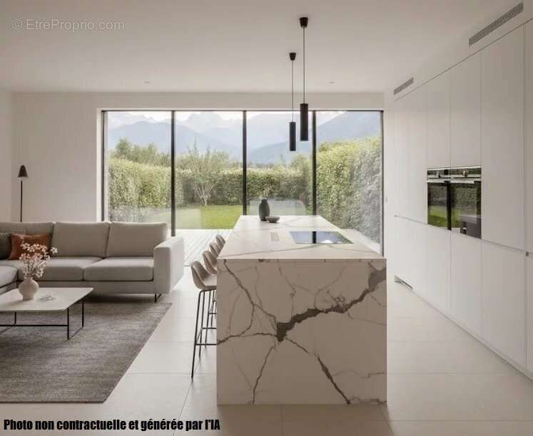 Maison à CRUSEILLES