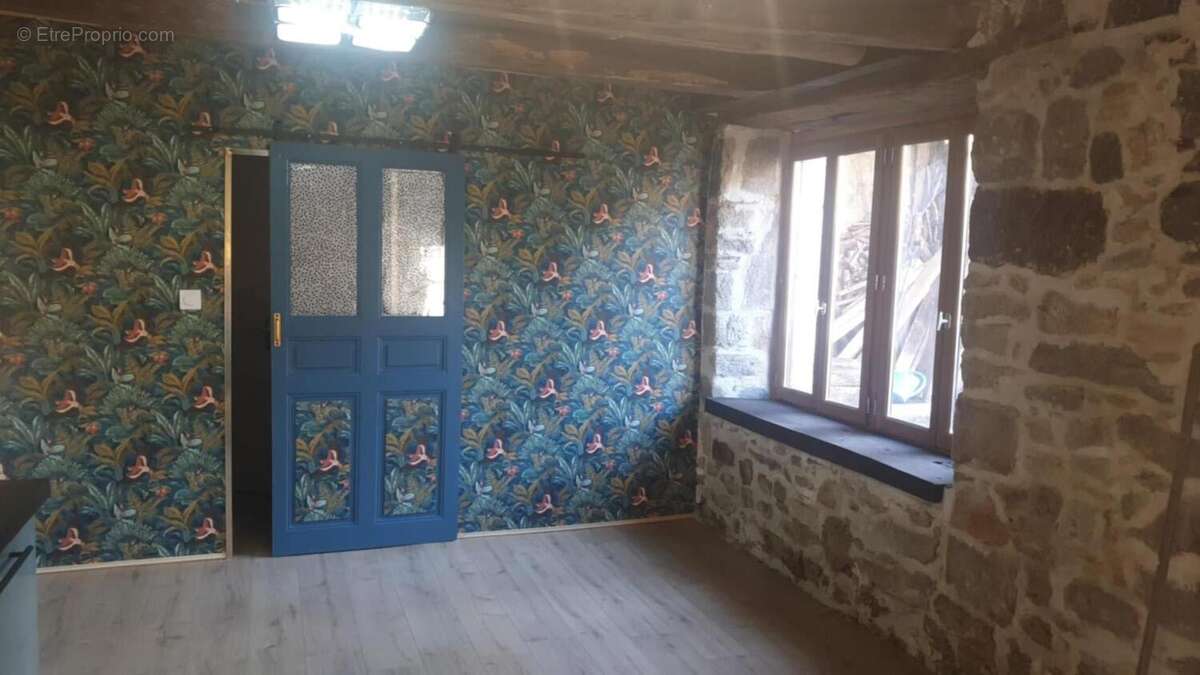 Maison à ROZIERS-SAINT-GEORGES