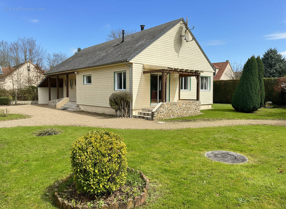 Maison à SAINT-PIAT