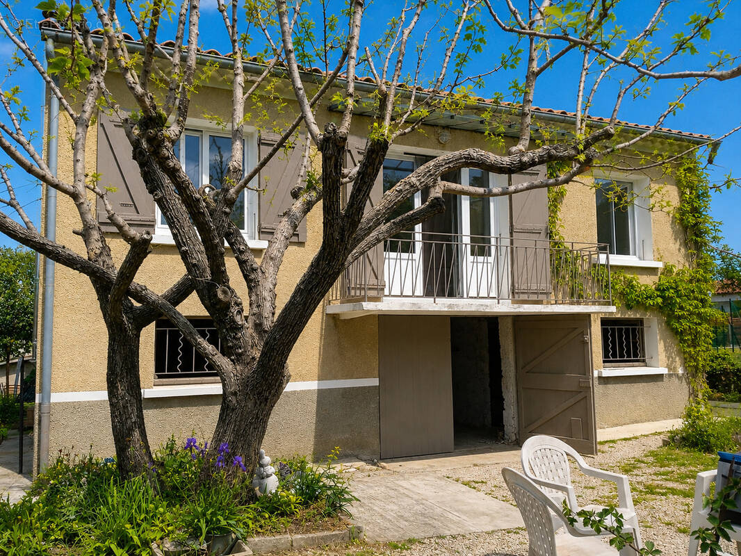 Maison à MALAUCENE