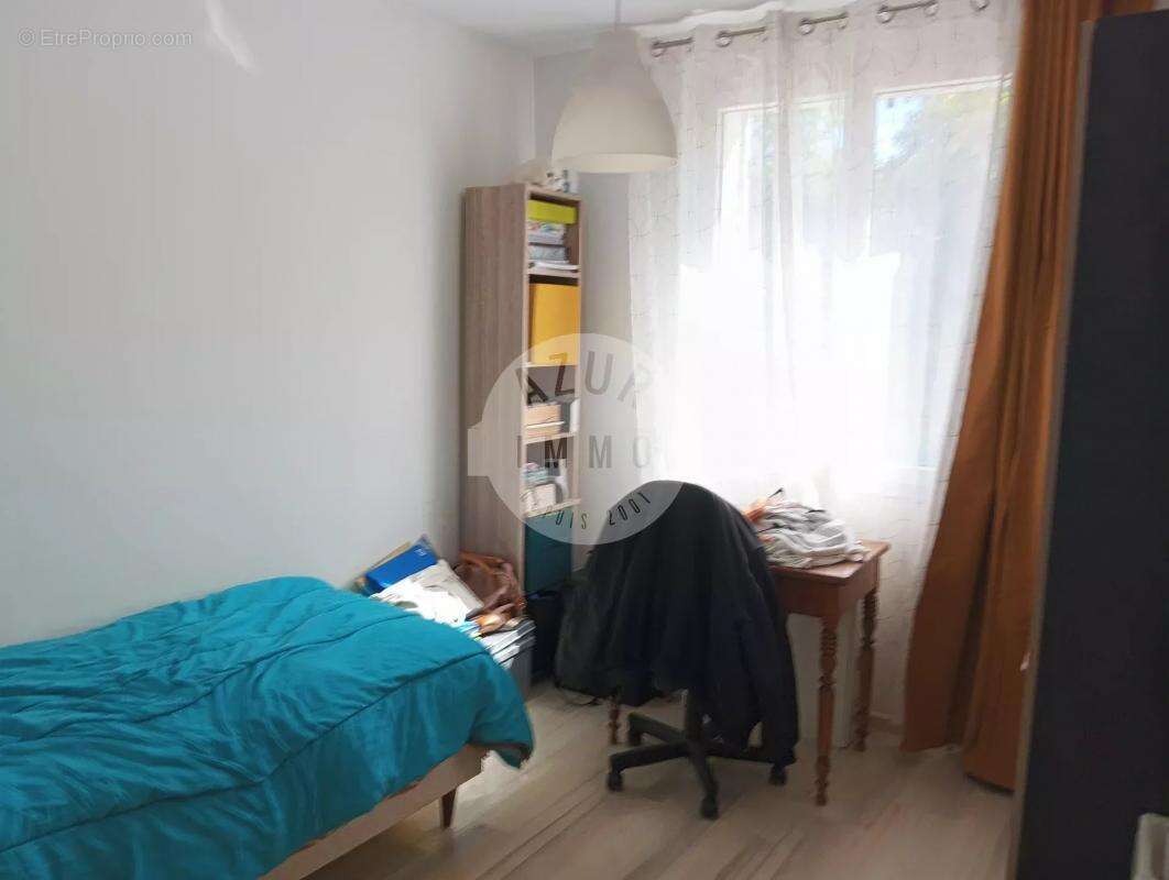 Maison à SAINT-ZACHARIE