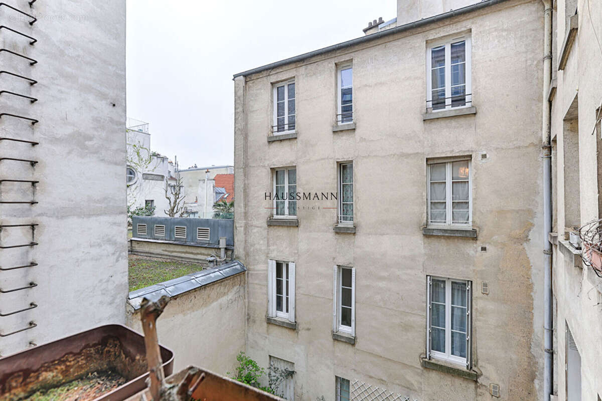 Appartement Paris IV eme - photo 5