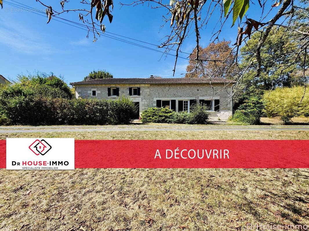 Maison à MONTPEYROUX