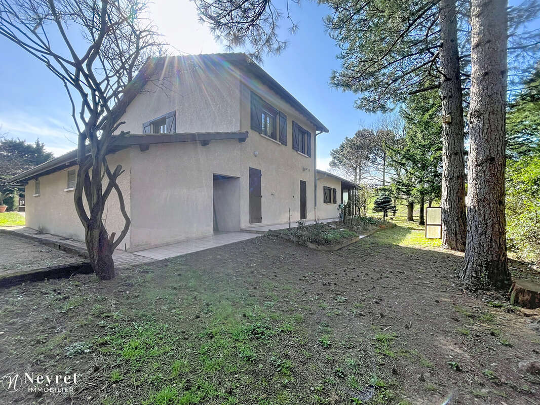 Maison à COMMUNAY