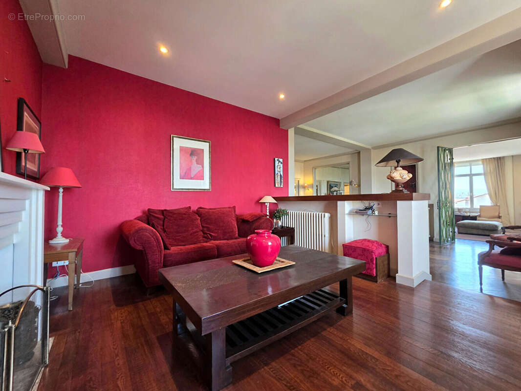 Appartement à ROMANS-SUR-ISERE