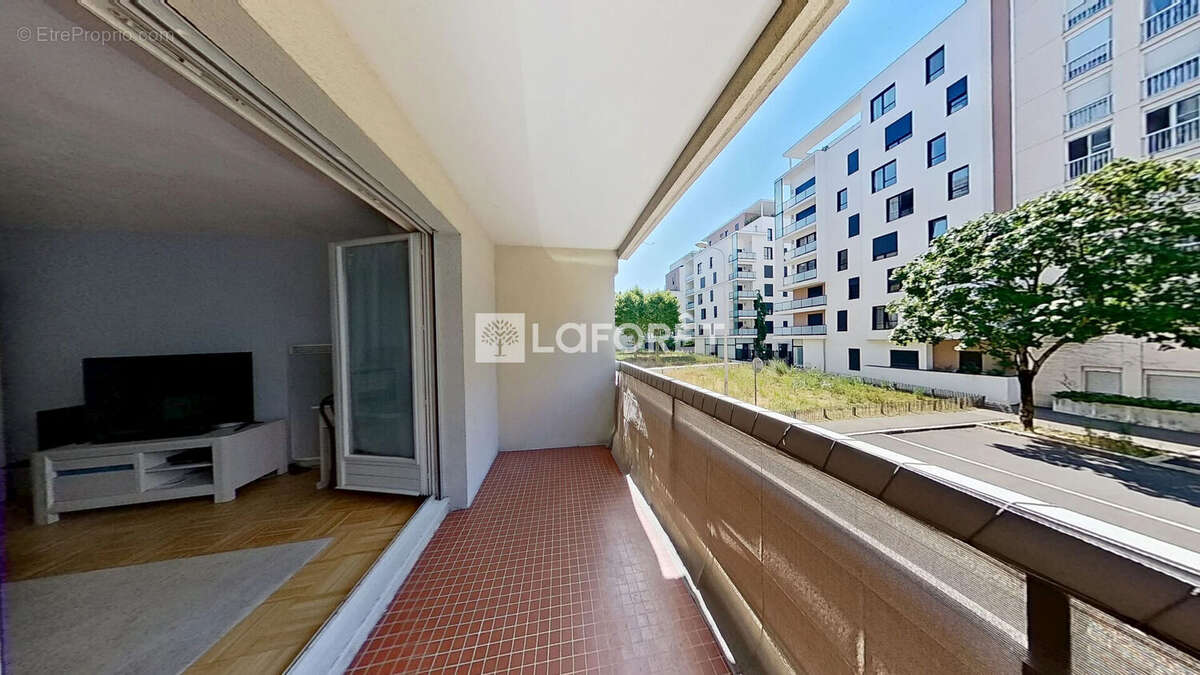 Appartement à LYON-8E