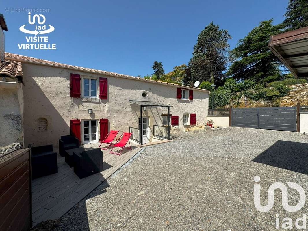 Photo 2 - Maison à FONTENAY-LE-COMTE