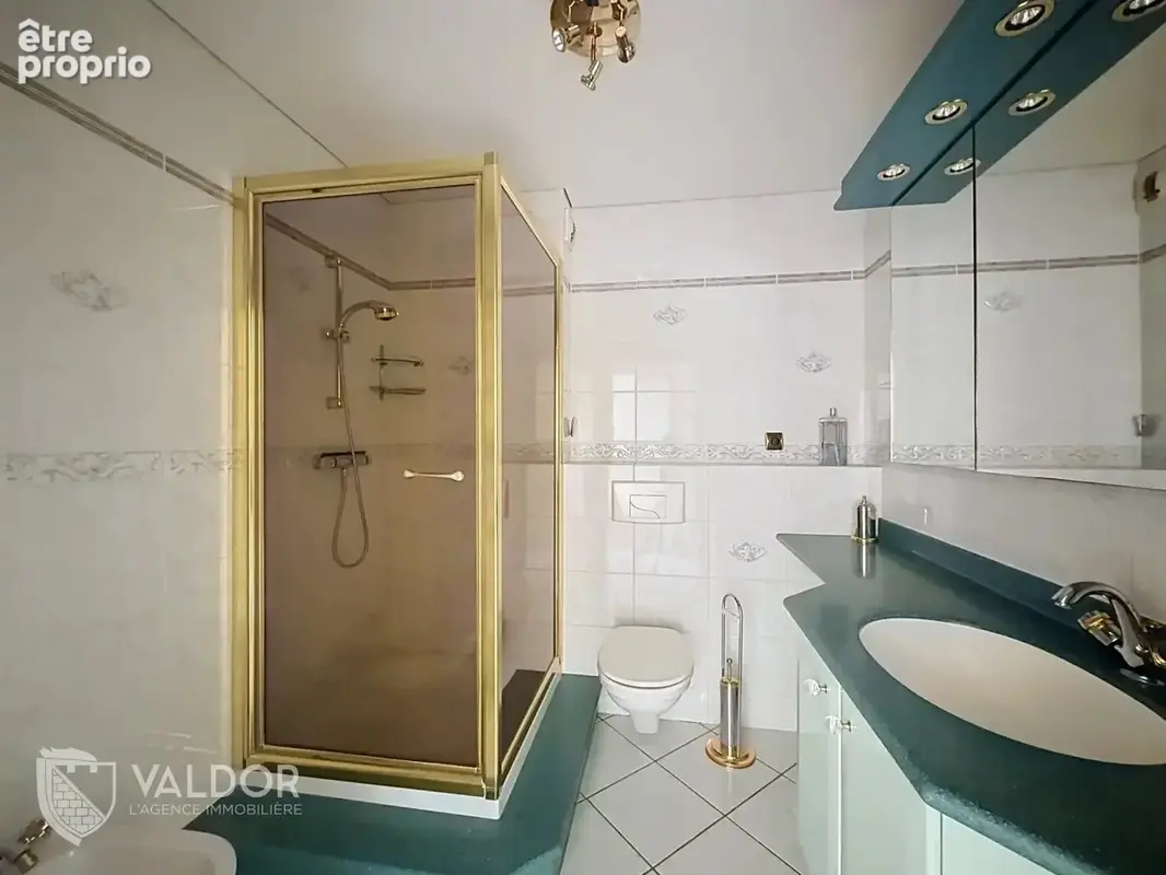 Appartement 6 pièces 115 m² à vendre à Villefranche-Sur-Saone (69400) - photo 9