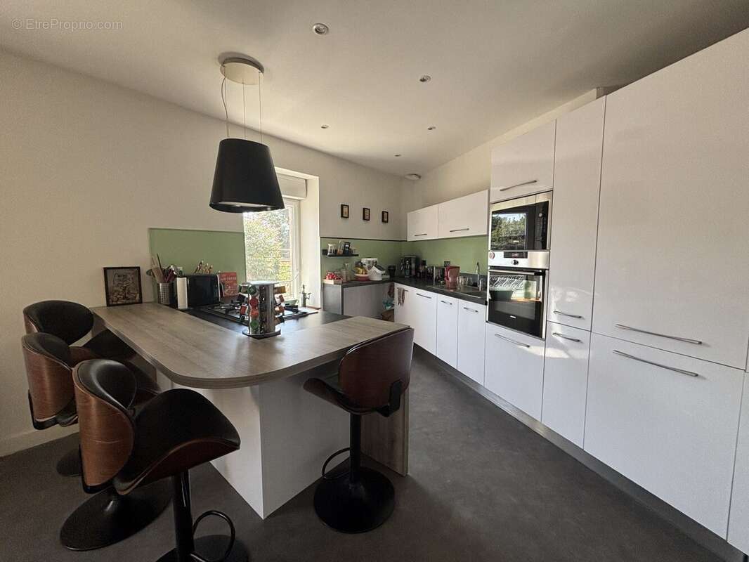 Appartement 92 m² à Le Relecq-Kerhuon  - photo 7