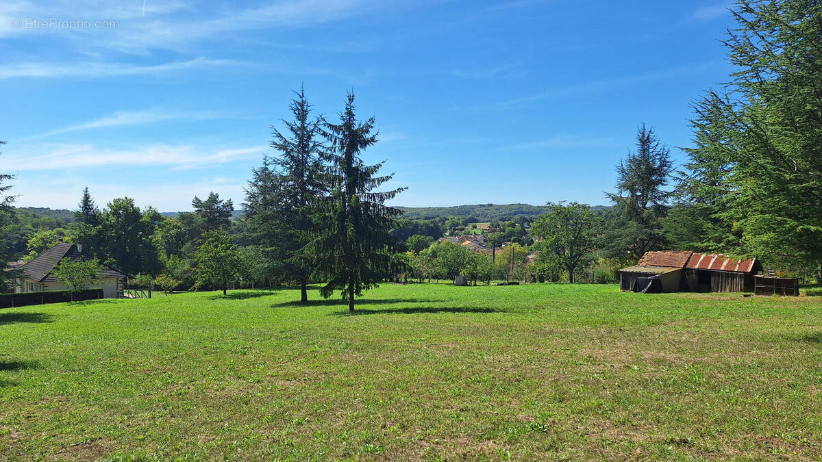 20250917_141007 - Terrain à SAINT-PARDOUX-LA-RIVIERE