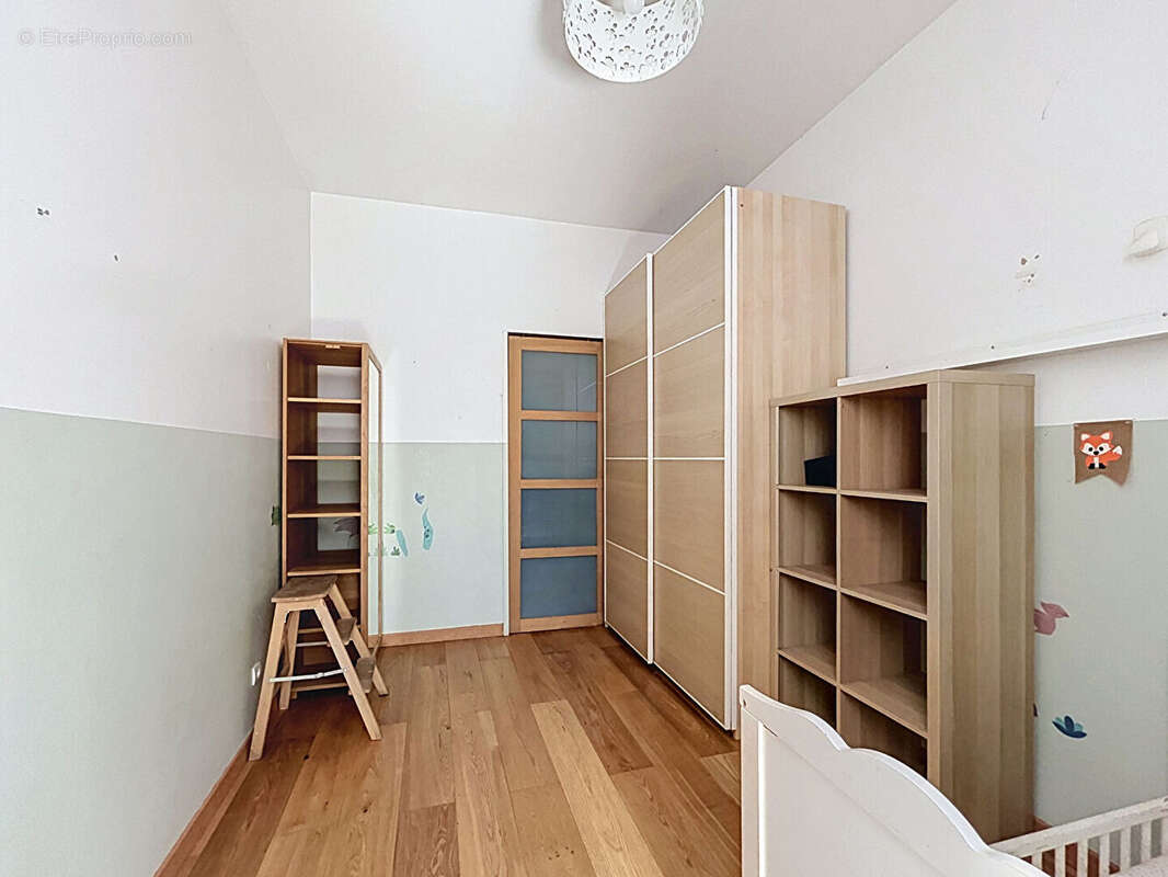 Appartement à MARSEILLE-5E