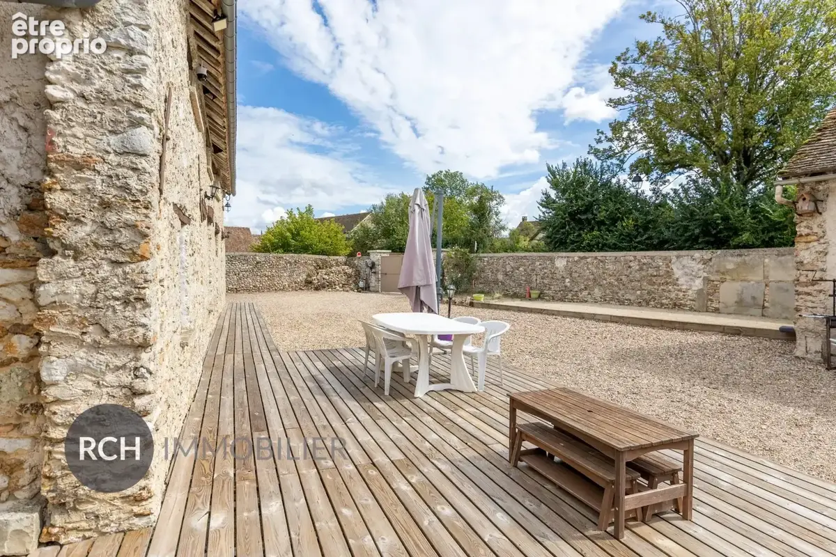 Le Mesnil Simon - Charmante maison familiale en pierre avec dépendances - photo 3