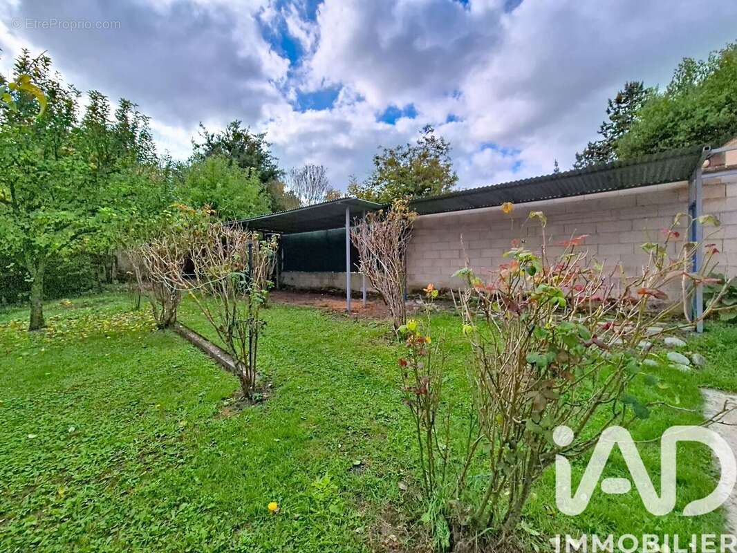 Photo 9 - Maison à VILLE-SAINT-JACQUES