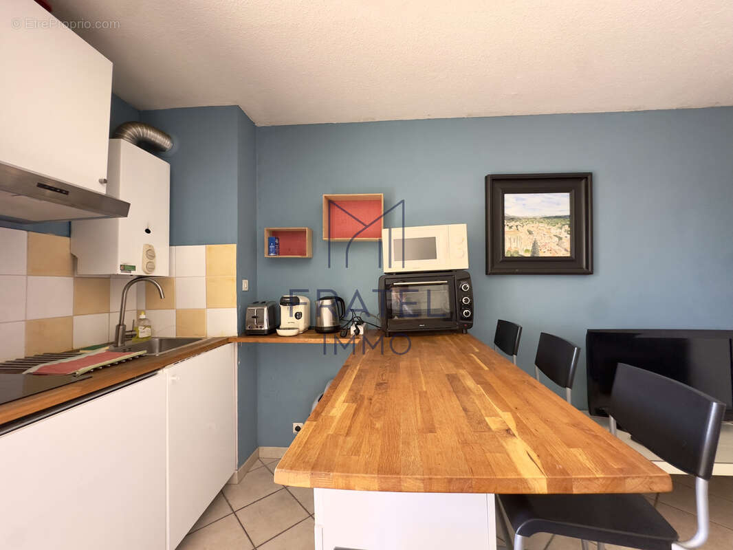 Appartement à MAUGUIO