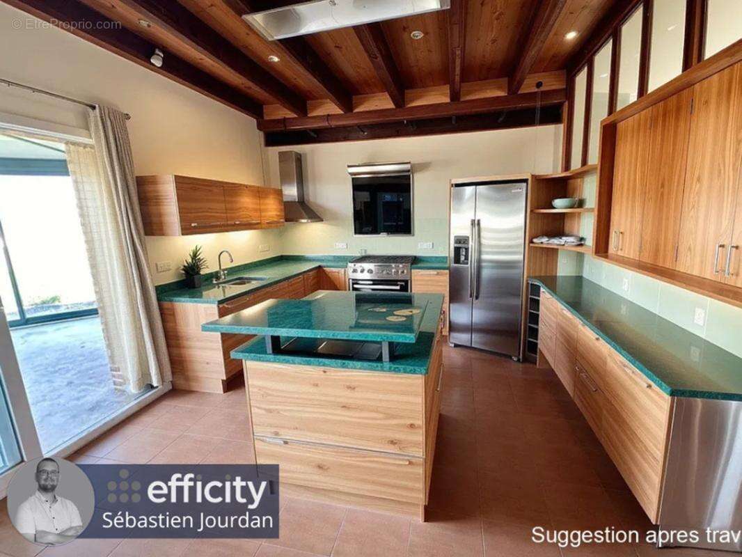 Maison 400 m² à Louvigne-De-Bais  - photo 7