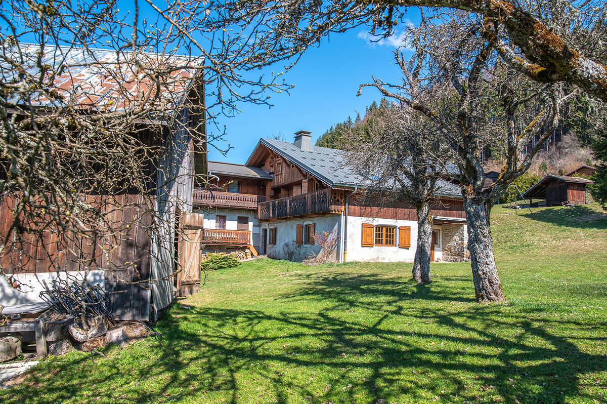 Maison à ARACHES-LA-FRASSE