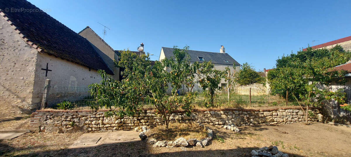 Maison à TOURNON-SAINT-MARTIN