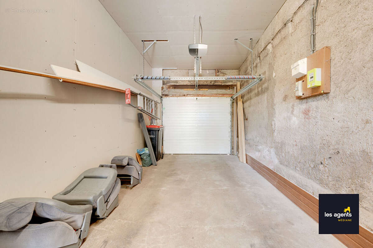 Maison à MONCEL-SUR-SEILLE