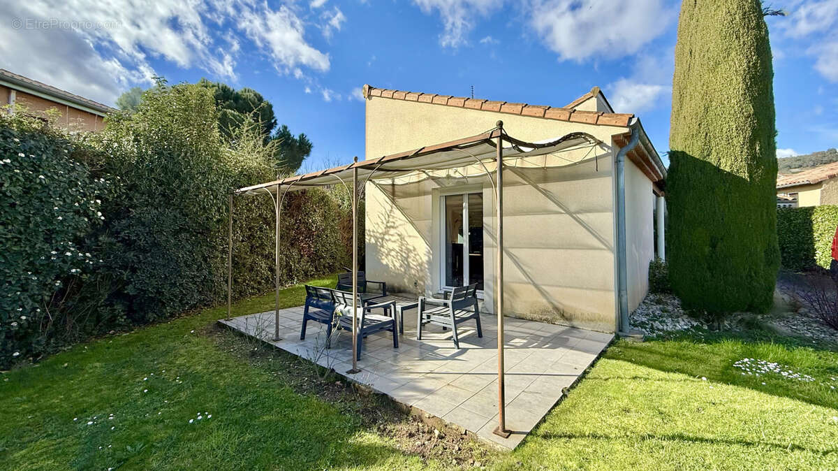 Maison à CORNAS