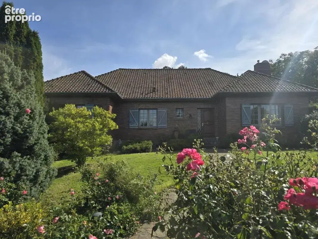 Maison 9 pièces 213 m² à vendre à Croix-En-Ternois (62130) - photo 2