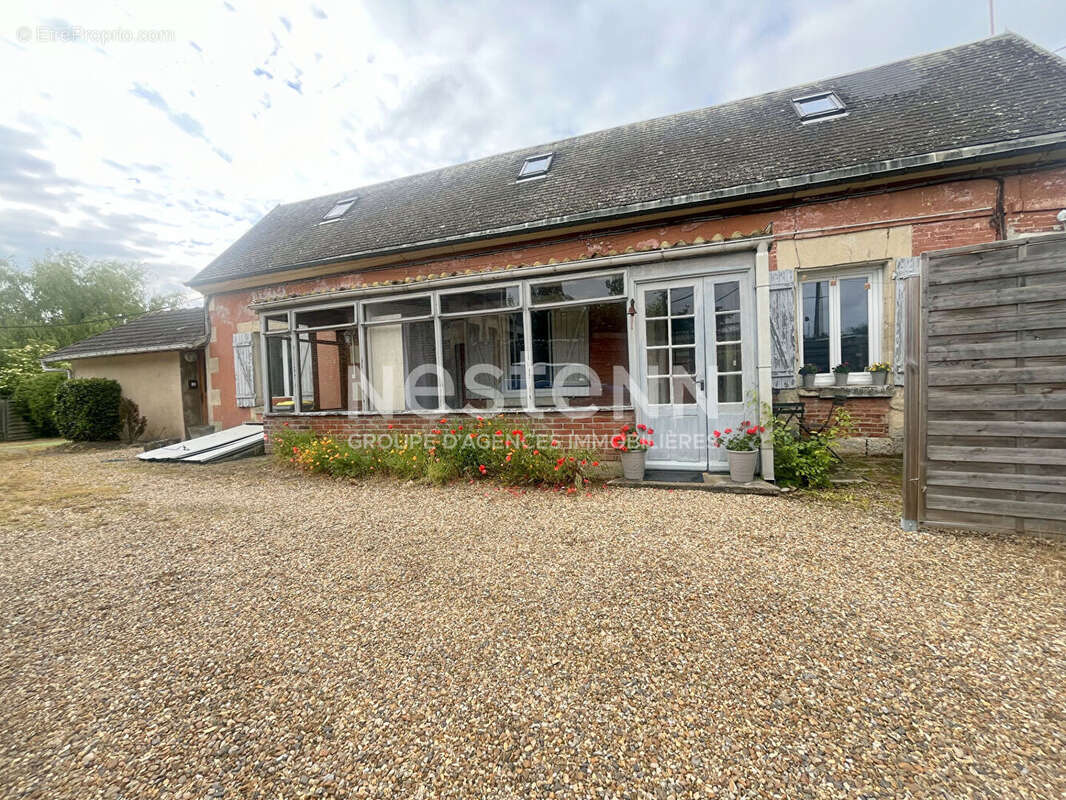 Maison à LE DELUGE