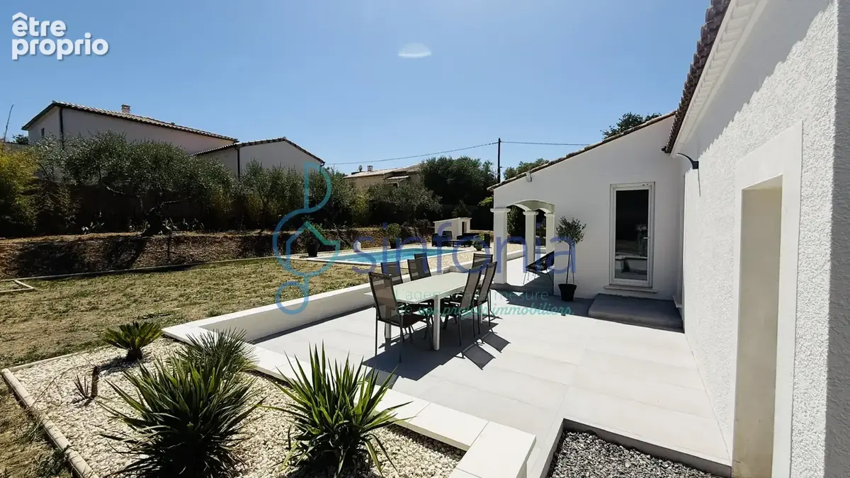 Maison de plain-pied entièrement rénovée avec piscine, sans vis-à-vis - photo 11