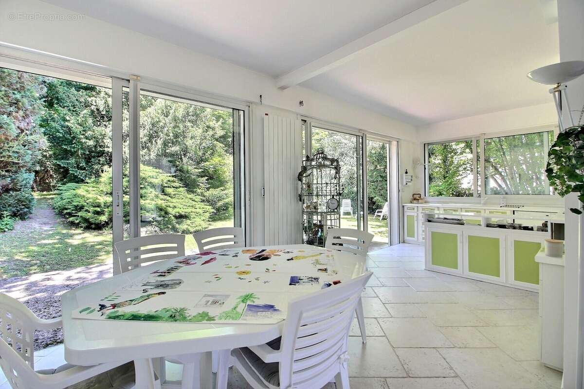 Maison à VIROFLAY